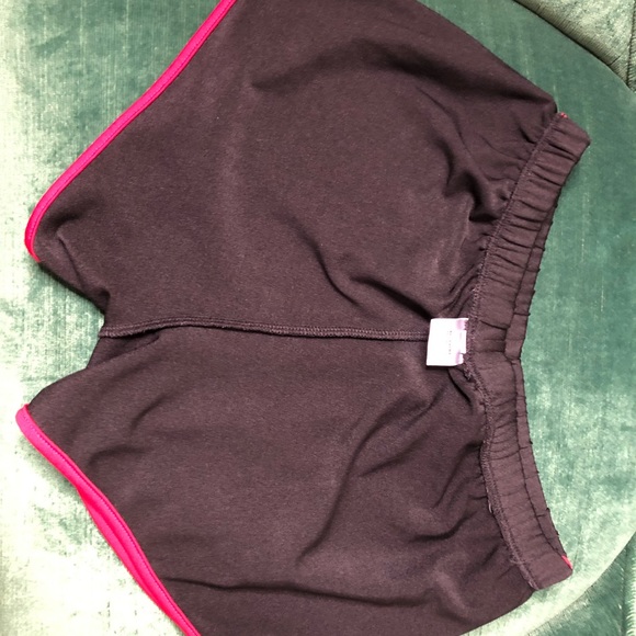 Mens Retro very short shorts. - Picture 9 of 10